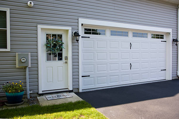 24/7 Emergency Garage Door Panel Replacement experts in Lowell, AR
